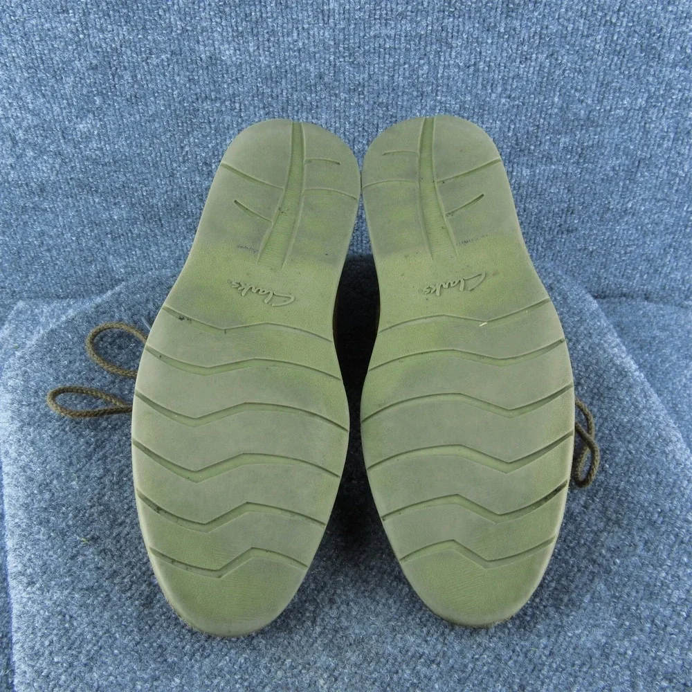 Clarks Brown Leather Chukka Boots Men 10‎ Lace Up Casual Comfort
